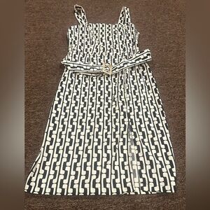 EUC! Monteau Los Angelos Black White Patterned Women's L Dress